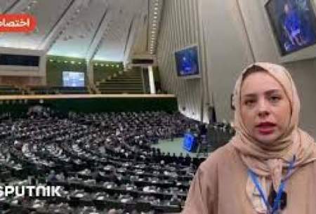 پوشش خبرنگار زن روس در ایران سوژه شد