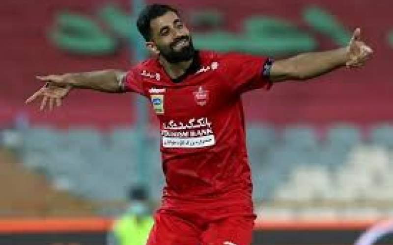 سرود قهرمانی پرسپولیس توسط این بازیکن خوانده‌شد