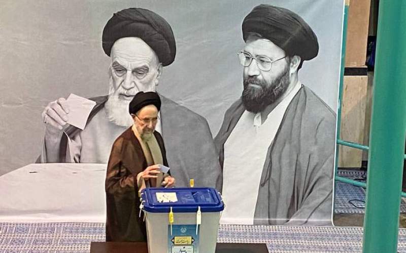 محمد خاتمی رای خود را به صندوق انداخت