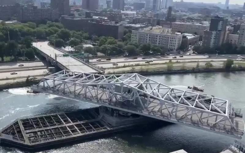 پل معلق نیویورک بر اثر گرمای هوا قفل شد