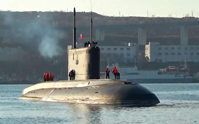 اوکراین زیردریایی روسیه را  غرق کرد