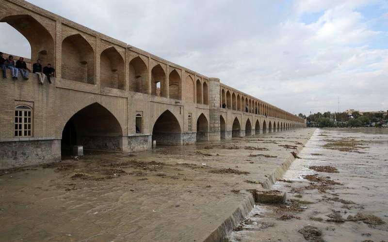 زاینده رود؛ داستان یک رودخانه‌ از نفس‌افتاده