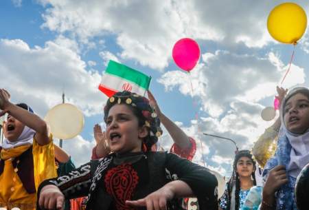 کارناوال عروسکی جشنواره تئاتر کردستان  <img src="https://cdn.baharnews.ir/images/picture_icon.gif" width="16" height="13" border="0" align="top">