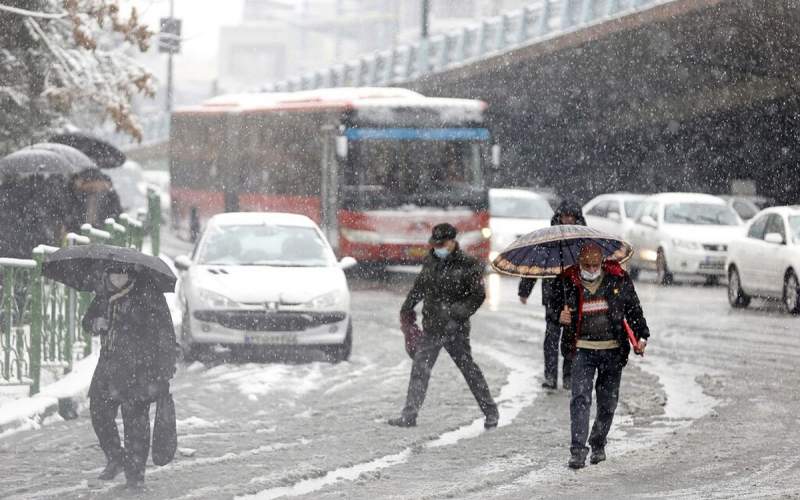 منتظر برف باشید؛ تهران فردا یخ می‌زند