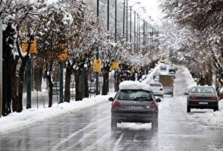 بارش زیبای برف هم‌اکنون در فرحزاد تهران