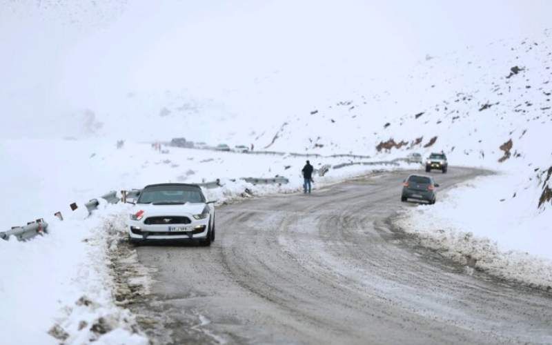 بارش برف و باران در جاده‌های ۱۰ استان