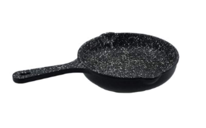 ماهیتابه چدنی