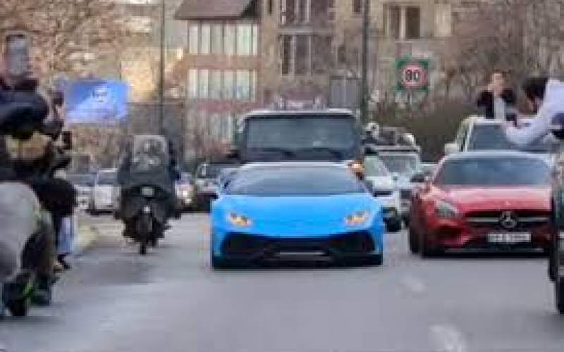 جولان یک لامبورگینی آبی کف خیابان‌های تهران