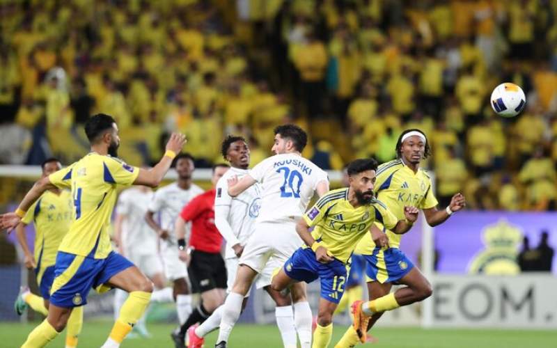 استقلال هم پا جای پای پرسپولیس گذاشت