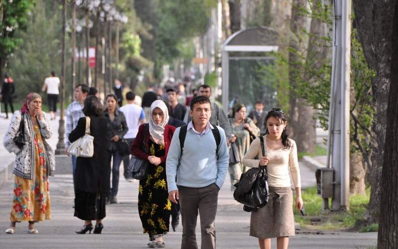 مقایسه شیرین چند کلمه فارسی در ایران و تاجیکستان: راهت سفید