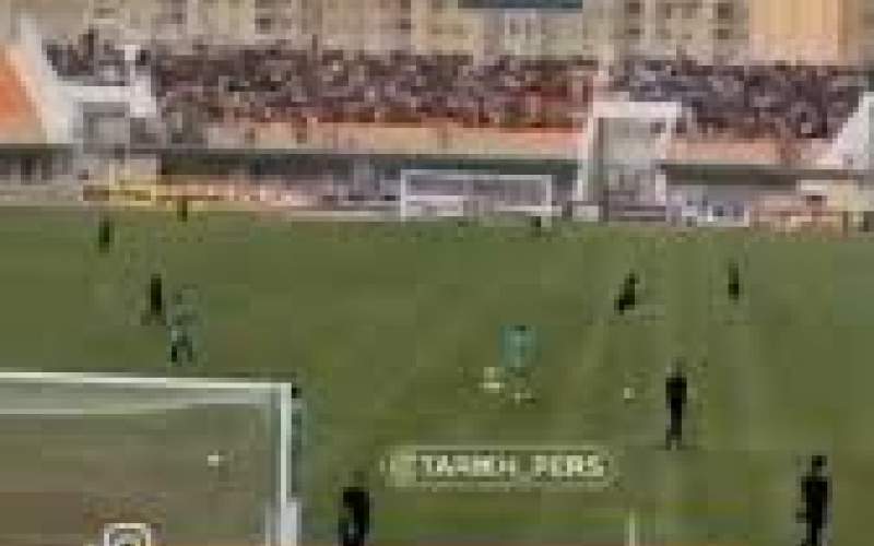 نوجوانِ تر و فرز به این صورت بیرانوند را دلار باران کرد