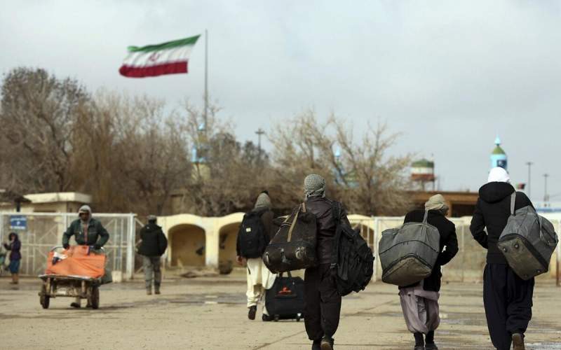  چرا گوش دولتمردان بدهکار نیست؟