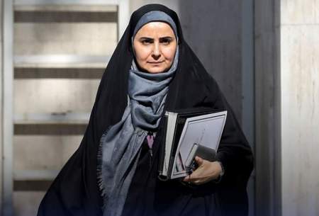 فرزانه خانم، آن ویدیو پوست موز بود که شما را زمین زد
