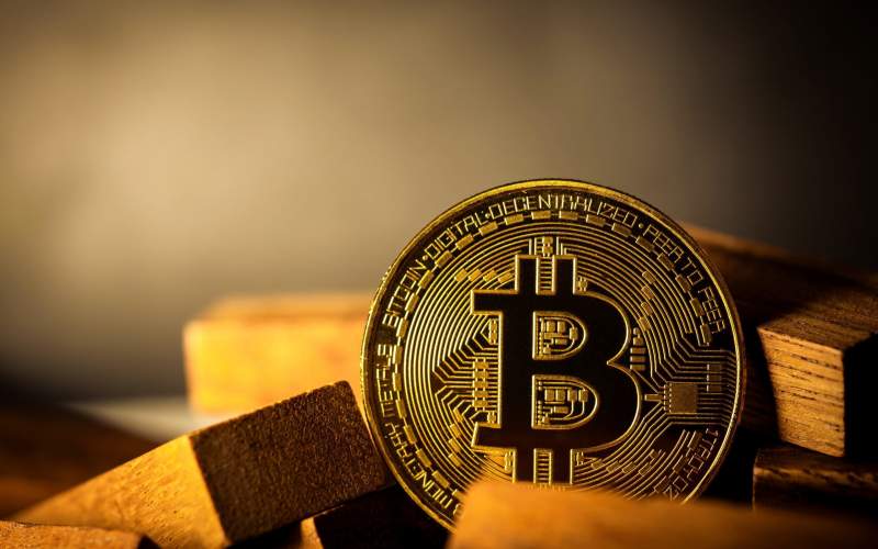 قیمت بیت کوین و ارز‌های دیجیتال در بازار امروز