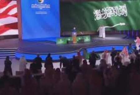 استقبال با شکوه از دونالد ترامپ در عربستان/فیلم