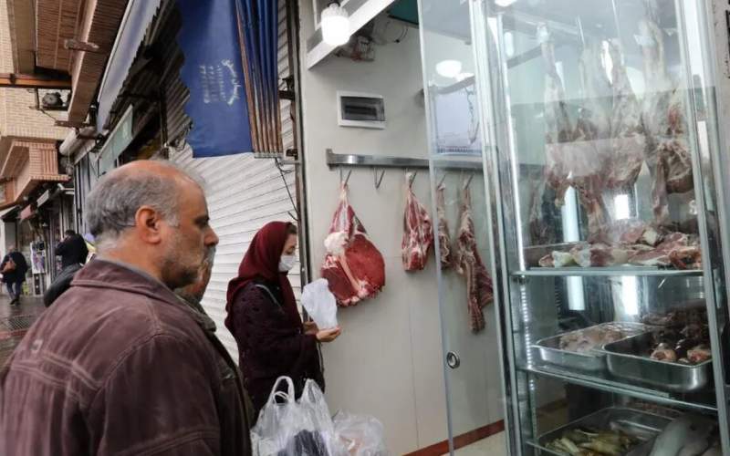 مزد روزانه کارگران؛ پول ۳۰۰ گرم گوشت قرمز مزد روزانه کارگران؛ پول ۳۰۰ گرم گوشت قرمز