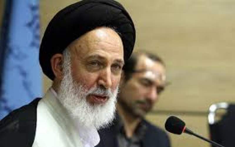آیت الله ایازی: نیروهای امنیتی از گذشته درس بگیرند