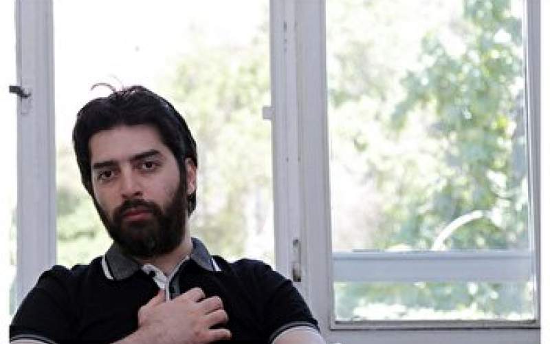 تشییع پیکر بامداد بیات روی دوش حامی و مانی رهنما