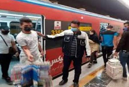 اتباع دستفروش از مترو طرد می‏‌شوند