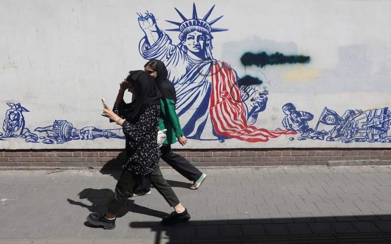 کسی که اسنپ‌بک را کاغذپاره می‌نامد، هیچ دانشی ندارد