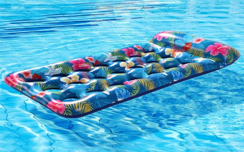 راهنمای خرید تشک بادی استخر