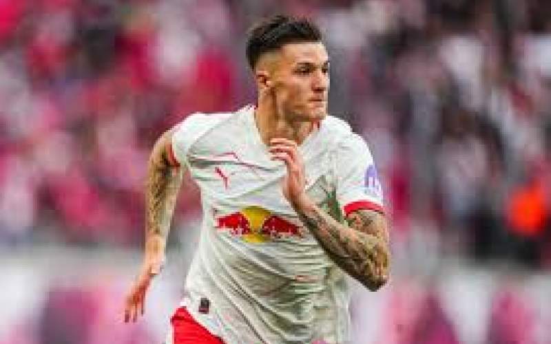 منچستریونایتد پیشتاز کورس جذب بنیامین ششکو