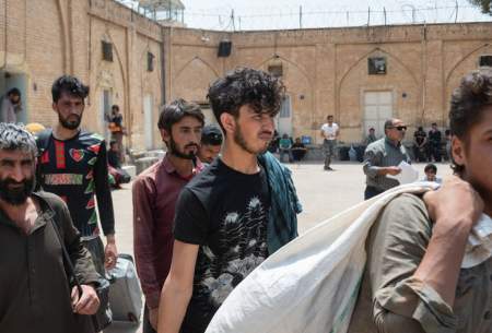 خروج اتباع افغانستانی غیرمجاز - اصفهان  <img src="https://cdn.baharnews.ir/images/picture_icon.gif" width="16" height="13" border="0" align="top">