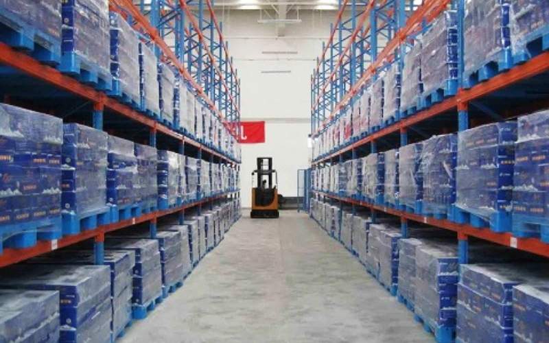 پالت پلاستیکی بزین پلاستیک البرز؛ بهترین انتخاب برای قفسه‌های راک انبار