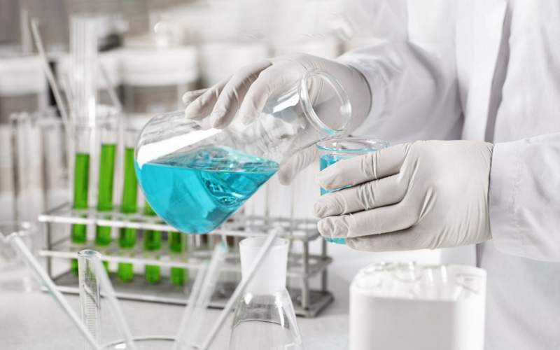 مزایای خرید مواد شیمیایی از وارد کننده