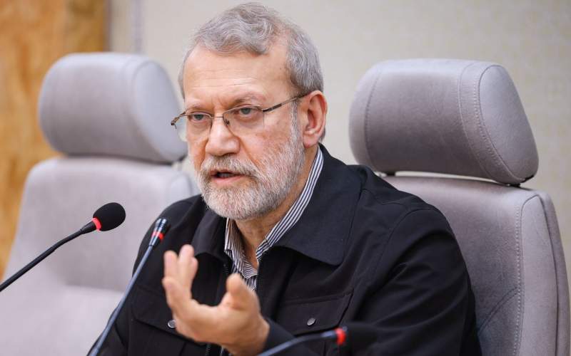 انتقاد علی لاریجانی از برخی زعمای سیاسی کشور