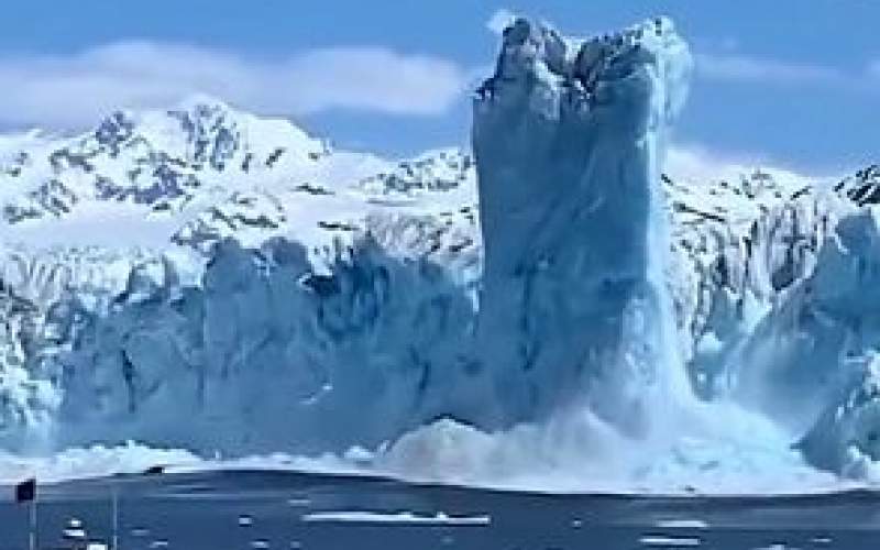 یخچال ۶۱ متری به هوا پرتاب شد/فیلم