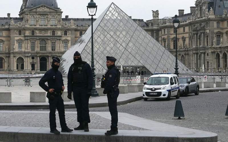 راز هشت دقیقه‌ای سرقت لوور فاش شد