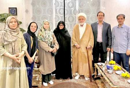 دیدار مهدی کروبی با فرزندان مهندس میرحسین موسوی