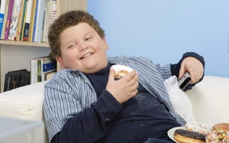 ۴ عامل مهم چاقی در کودکان را بشناسید