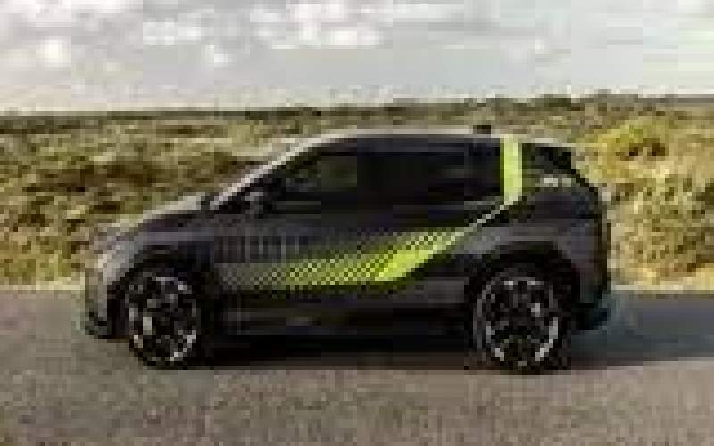 نایاب‌ترین جواهر دهه ۹۰ مرسدس /فیلم