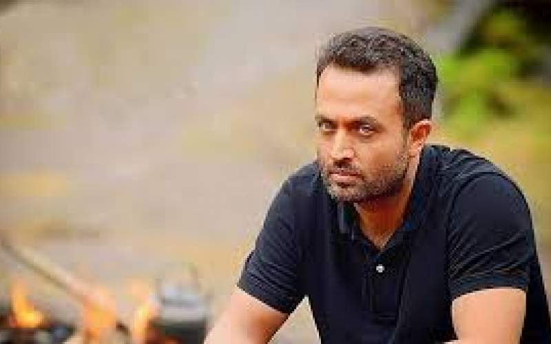 چرا مصطفی زمانی هیچ صفحه‌ای در فضای مجازی ندارد؟