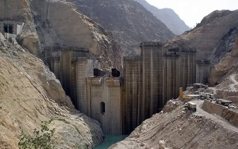 ۹۹ درصد مخزن عظیم سد لار خالی شد