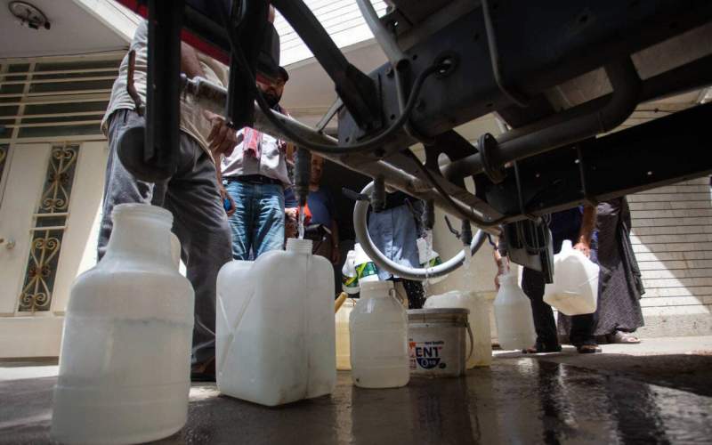 قطع آب در نیمه‌شب