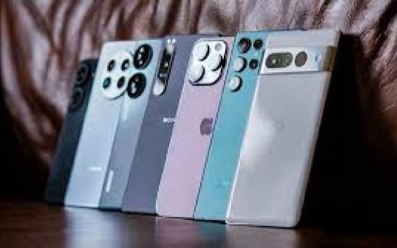 قیمت انواع گوشی موبایل در بازار امروز/جدول