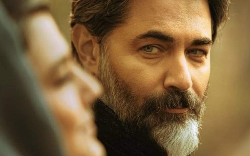 پارسا پیروزفر کارگردان سینما شد