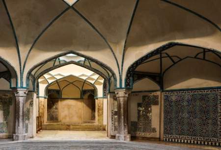 حمام گنجعلی‌خان در وضعیت هشدار  