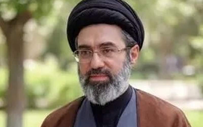 مادر همسر رهبری: دامادم قبل از خواستگاری تافل گرفته بود  