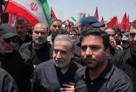 حمله تندروها به عراقچی در مراسم تشییع  <img src="https://cdn.baharnews.ir/images/video_icon.gif" width="16" height="13" border="0" align="top">