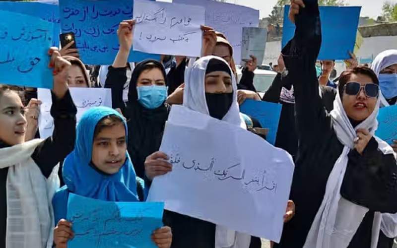 ممانعت طالبان از بازگشت دختران به تحصیل 