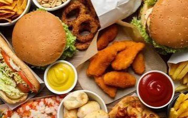 این غذاها باعث افزایش استرس میشود این غذاها باعث افزایش استرس میشود