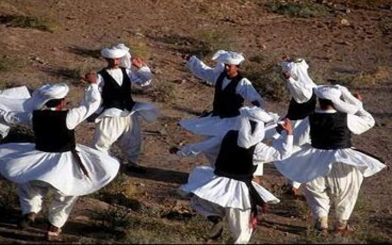 پوشاک سنتی سیستان؛ جلوهای از هویت فرهنگی پوشاک سنتی سیستان؛ جلوهای از هویت فرهنگی
