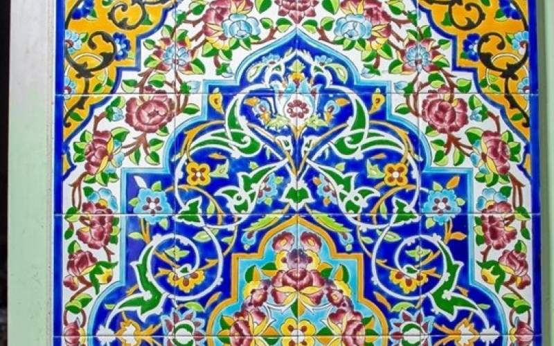 کاشی هفت رنگ مکتب شیراز  