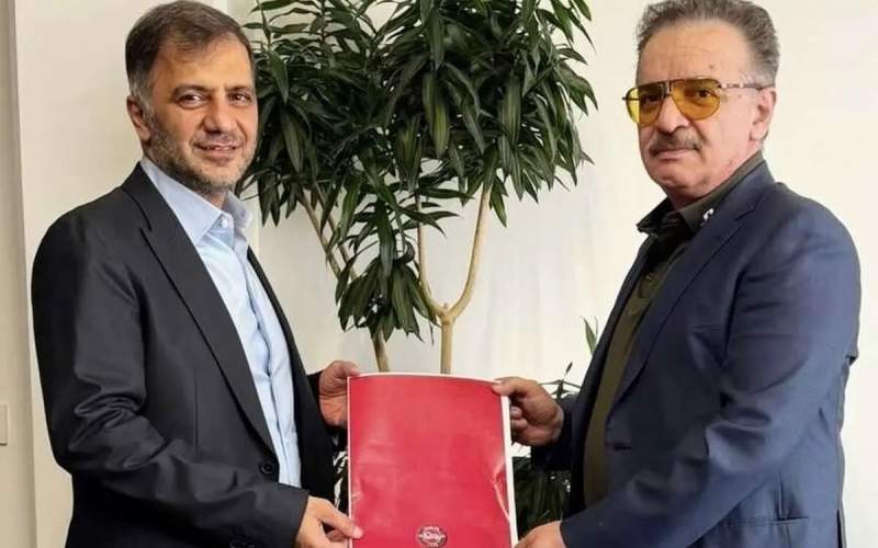کاش یکی به این آقا بگوید این قدر حرف نزنید