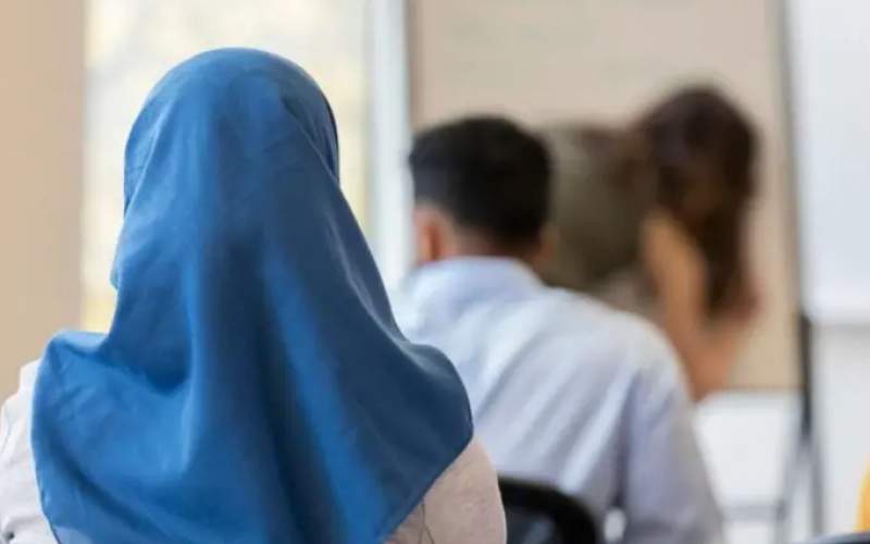 منع حجاب برای دختران زیر ۱۴ سال در اتریش منع حجاب برای دختران زیر ۱۴ سال در اتریش