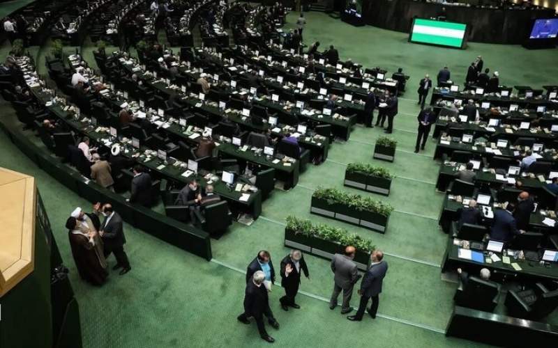 این نمایندگان بی&zwnj;کفایت را بیرون کنید از مجلس